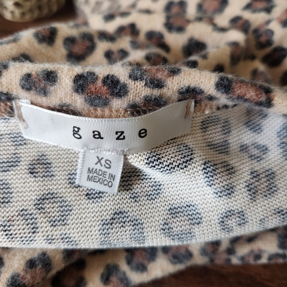 Gaze Leopard Print Sweater Size XS - Picture 8 of 8